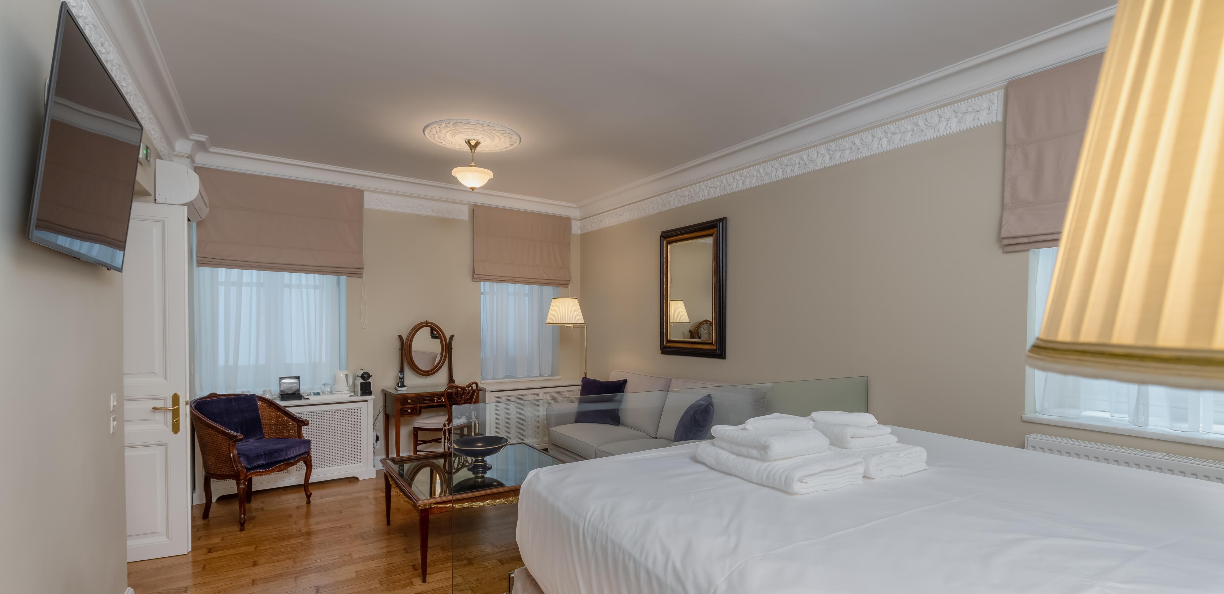 Noble Suites Атина Екстериор снимка