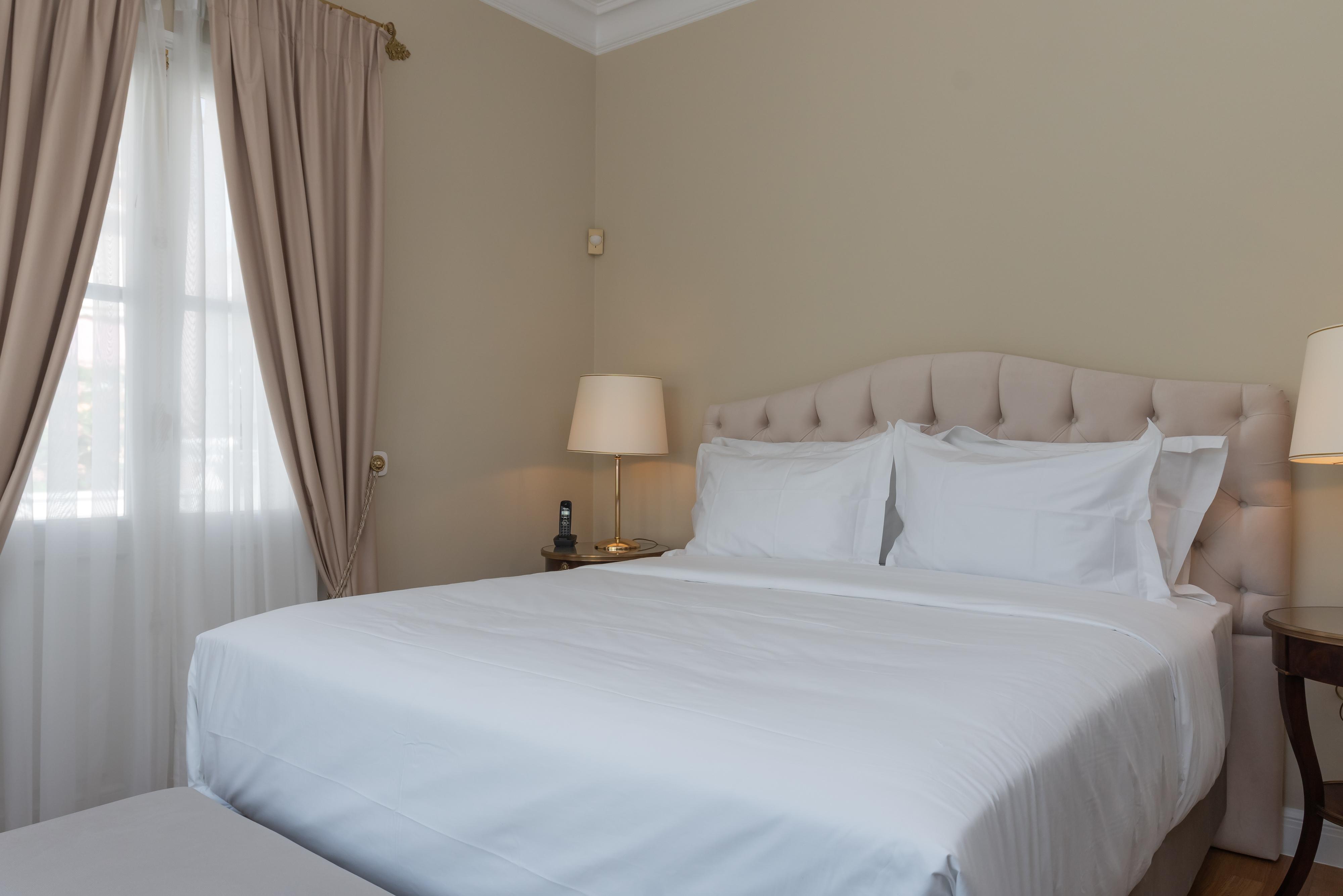 Noble Suites Атина Екстериор снимка