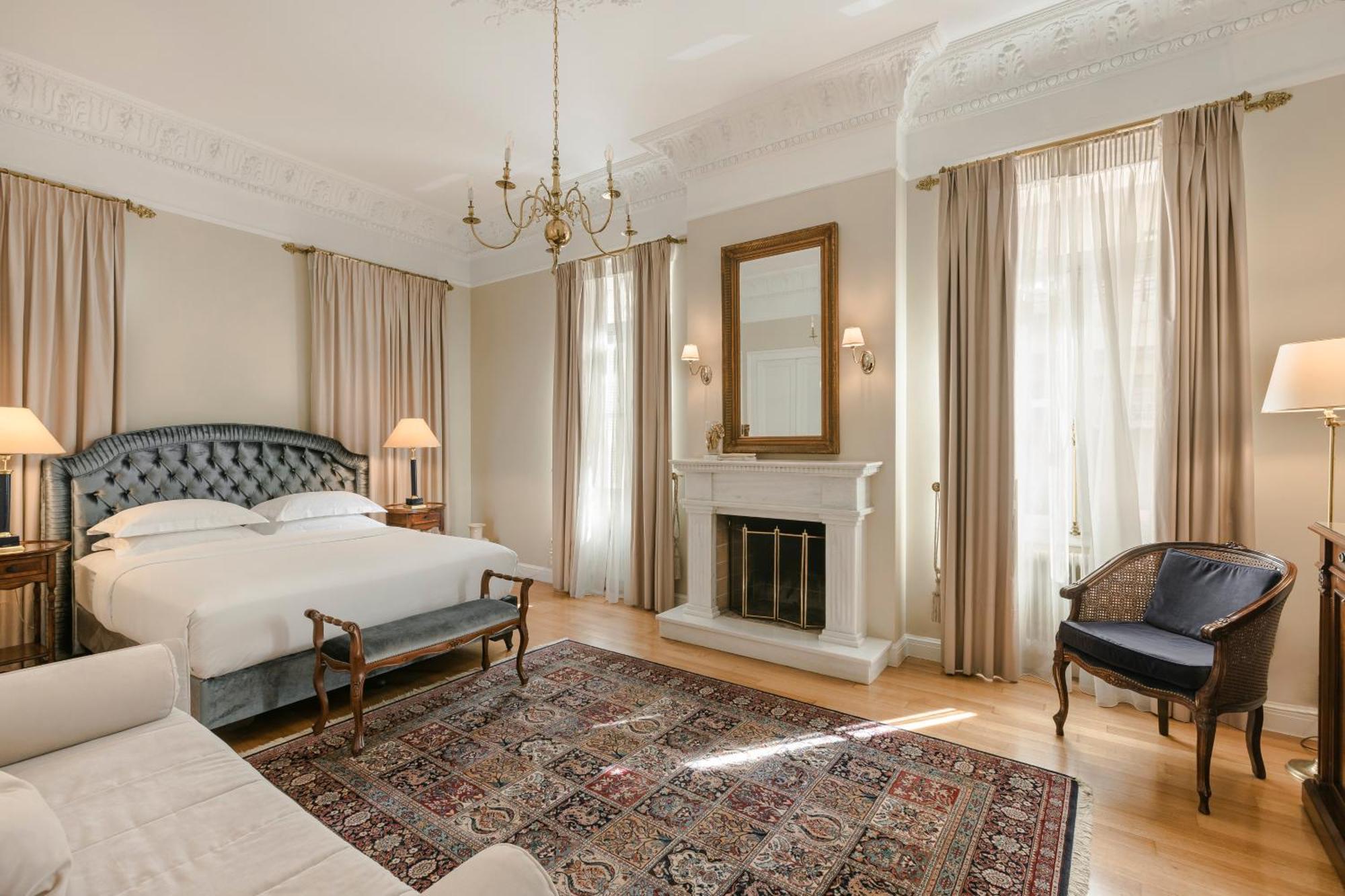 Noble Suites Атина Екстериор снимка