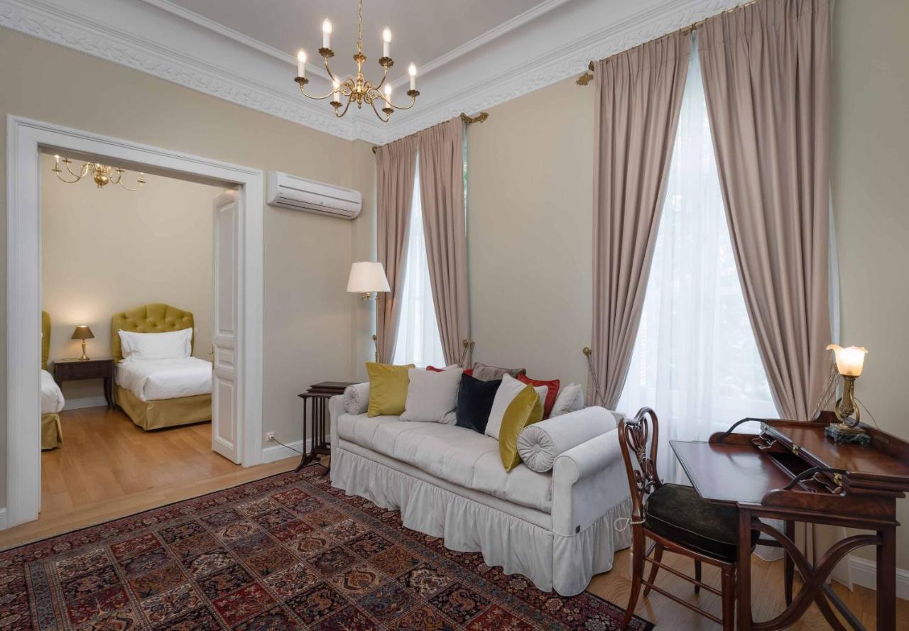 Noble Suites Атина Екстериор снимка